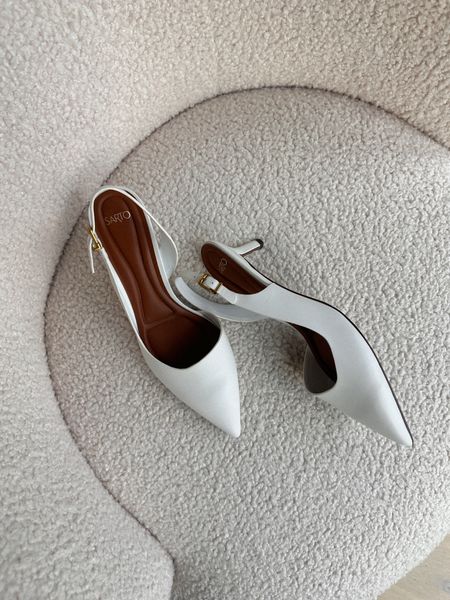 White pointed toe heels 🤍 Perfect for summer! 



#LTKWedding #LTKShoeCrush #LTKSeasonal