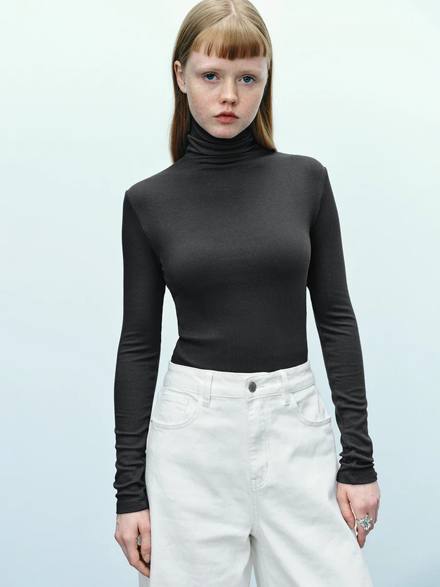 Turtle Neck Skinny T-Shirt | Urban Revivo