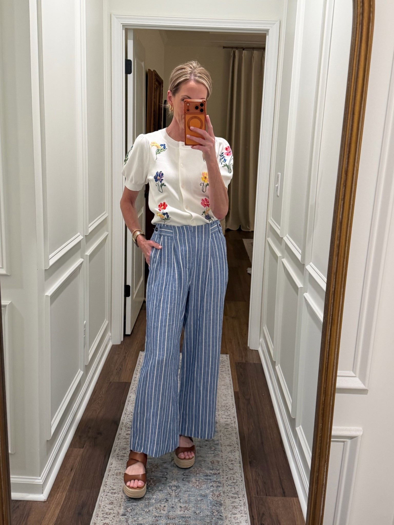 Today’s OOTD Walmart pants that I am in love with under $30 size 0 and this beautiful embroidered cardigan also under $30 size small. Each style comes in two color options.