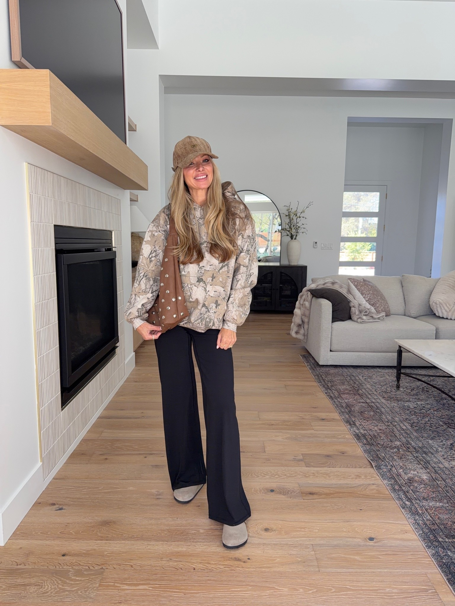 One Amazon haul, endless comfy outfits 🤎 comment AMAZON and I'll send you the details

Everything in this haul mixes and matches — leopard wide-legs, black drawstring pants, grey sweats, soft tees, a cream quarter-zip, the marbled sweatshirt I'm obsessed with, and the burgundy jacket. Same pieces, completely different outfits. 🍂

One box from Amazon, a whole fall wardrobe.

Send this to your friend who's building a fall wardrobe 🤎

Which outfit is your favorite?

#amazonfashion #amazonfinds #amazonoutfit #falloutfits #capsulewardrobe