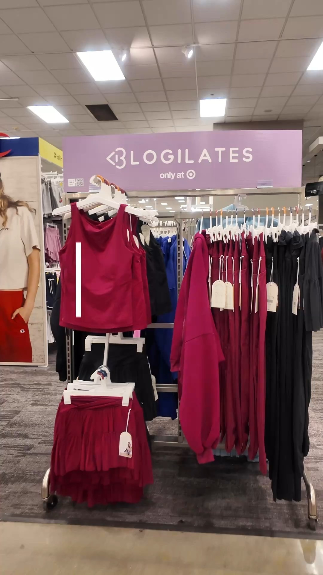 I’m in love with this new @blogilates holiday drop at @target and it’s a MUST! The capsule flows so well together. Which one is your fave? I could decide so I grabbed a few 🤭✨

I’ve linked all I could to my #LTK but hurry because alot has sold out already!💃



#blogilates #blogilatestarget #target #cuteathleticwear #disneyparksstyle #disneyathleticwear #workoutoutfits #workoutdress #confidence

#LTKHoliday #LTKdayinmylife #LTKActive