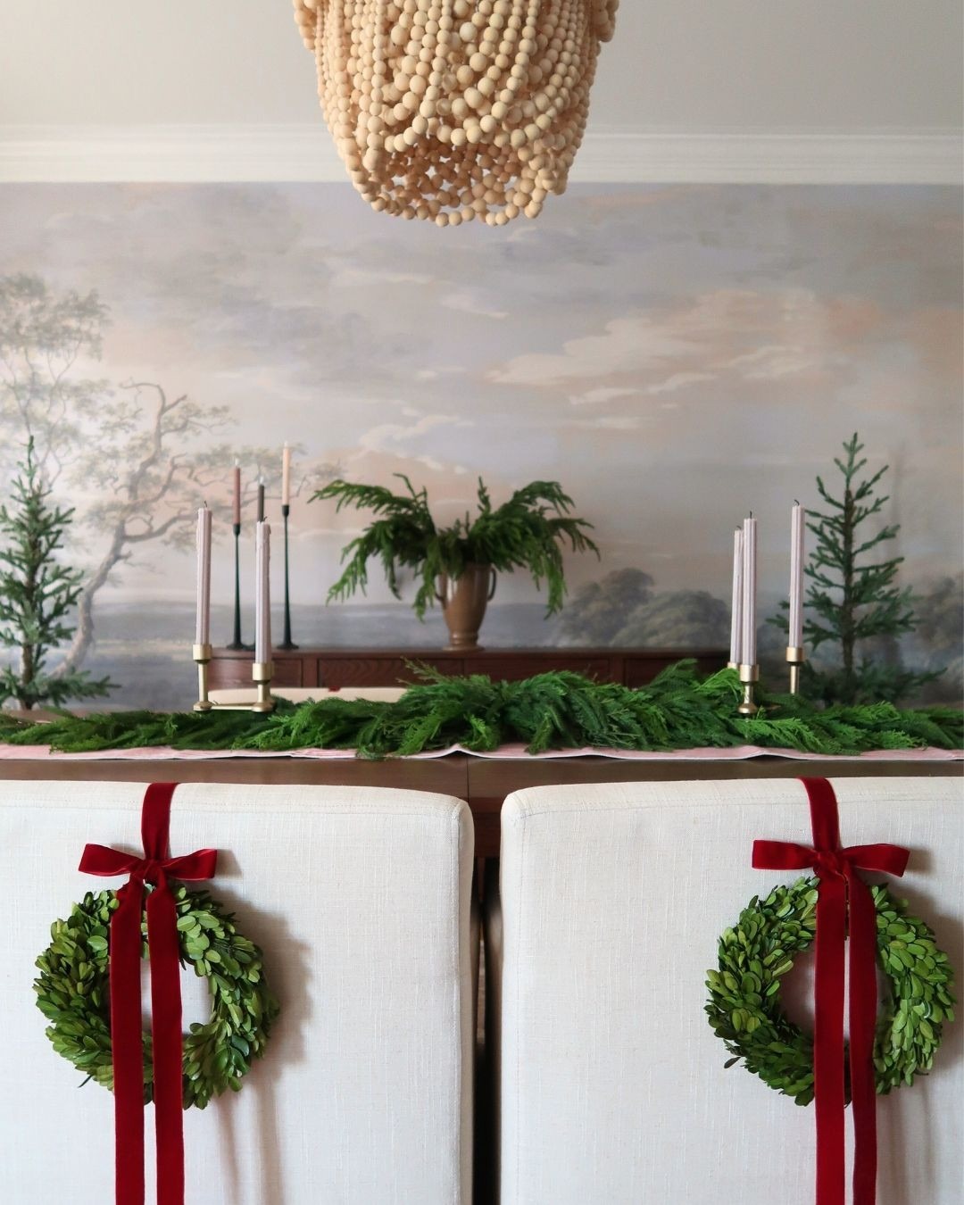 Christmas in the dining room 

 #LTKHoliday #LTKOver40 #LTKHome
