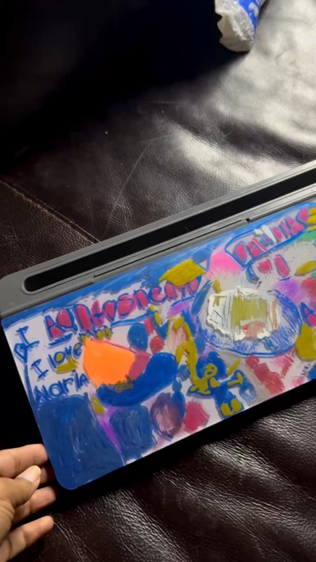 Me and my Chalkola Desktop Buddy are officially in our “organized…ish” era. Writing notes, stacking stuff, pretending I have my life together—10/10 recommend. 😂✨ #DeskMakeover #OfficeGlowUp #Chalkola #WorkspaceGoals #ShopWithNic

#LTKKids #LTKParties #LTKFamily