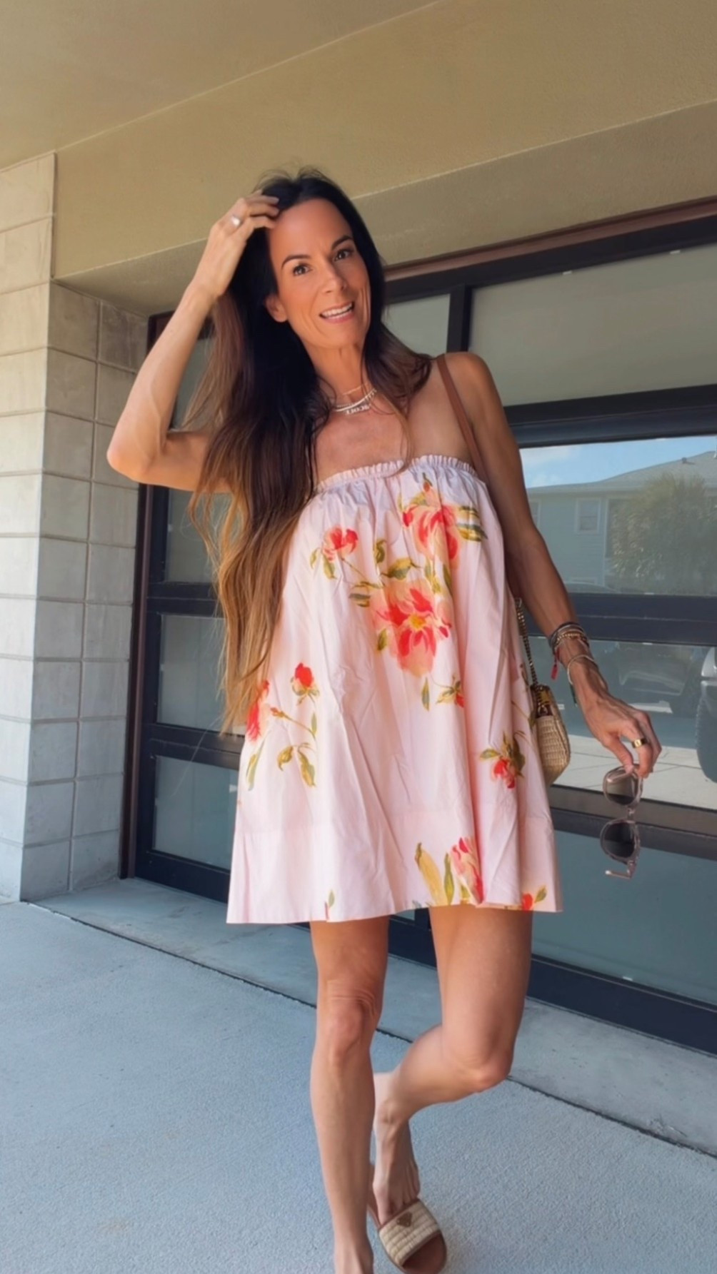 pink florals, sunkissed skin, and a dinner reservation with my name on it 🌸🍸
sometimes the outfit really does set the mood for the night ✨

Comment DRESS for links 💕

#DinnerLook #OOTDStyle #SummerStyle #CoastalChic #NicoleColeeStyle

#LTKdayinmylife #LTKgrwm #LTKootd