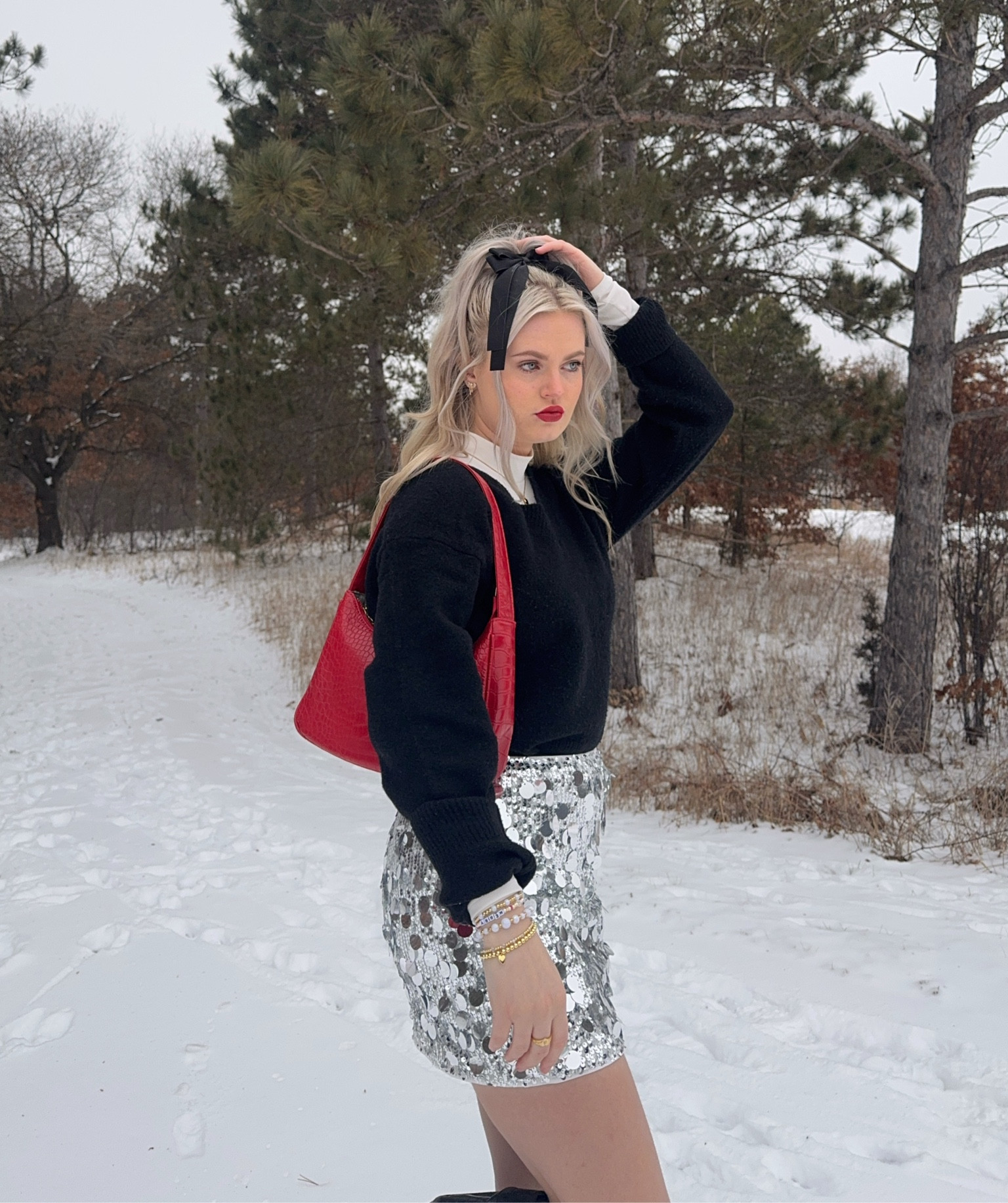 Christmas Outfit 💋🎄🥂✨

#christmas #outfit #holiday #sparkles #red 

#LTKParties #LTKHoliday #LTKSeasonal