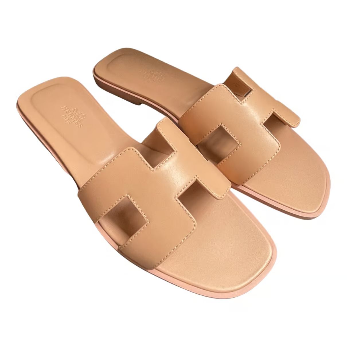Oran leather sandal Hermès Pink size 38 EU in Leather - 24334419 | Vestiaire Collective (Global)