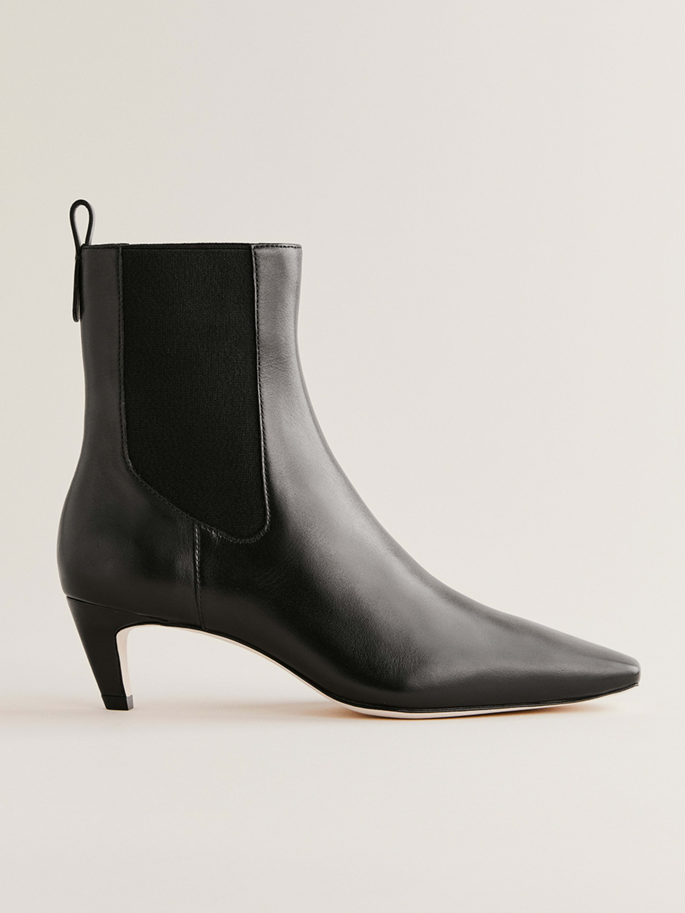 Roberta Ankle Boot | Reformation (Global)