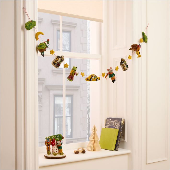 Felt Festive Friends Holiday Garland | West Elm (US)