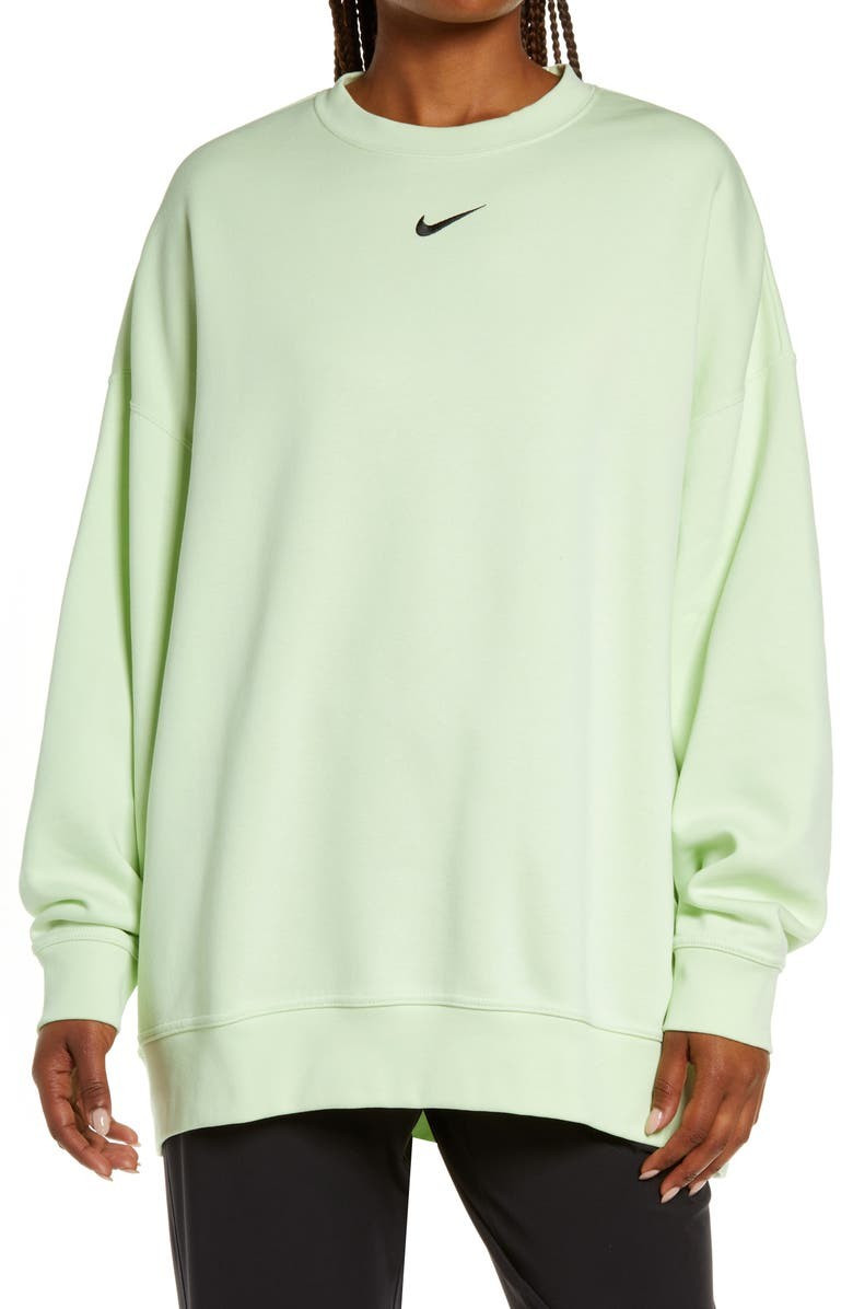 Sportswear Collection Essentials Oversize Fleece Crew Sweatshirt | Nordstrom