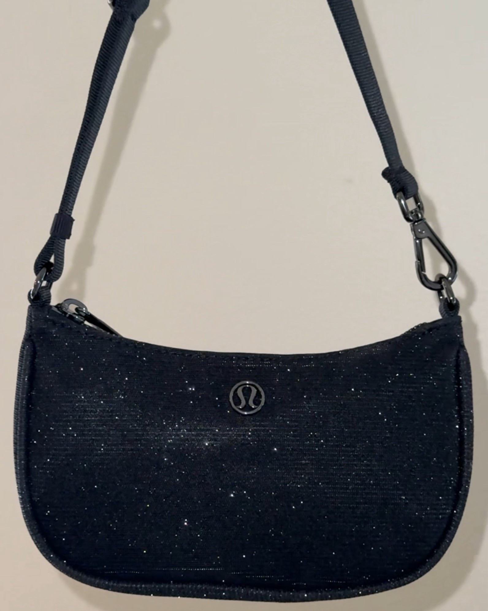 The perfect New Years Eve bag! ✨🪩

#LTKHoliday #LTKSaleAlert #LTKFindsUnder50