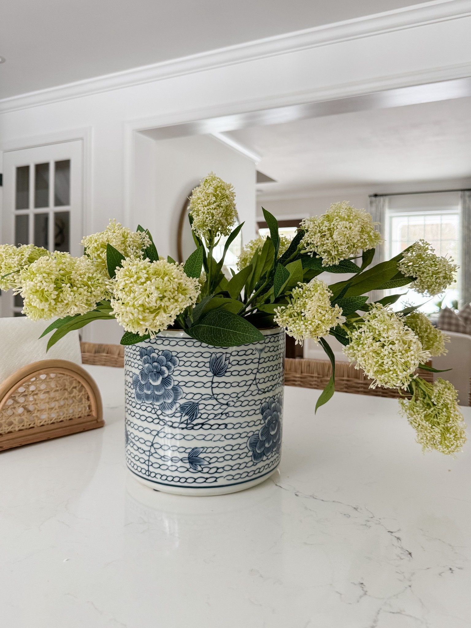 kitchen decor home styling home decor home favorites coastal home classic decor kitchen styling counter stools kitchen lighting sherricalnanhome

#LTKHome