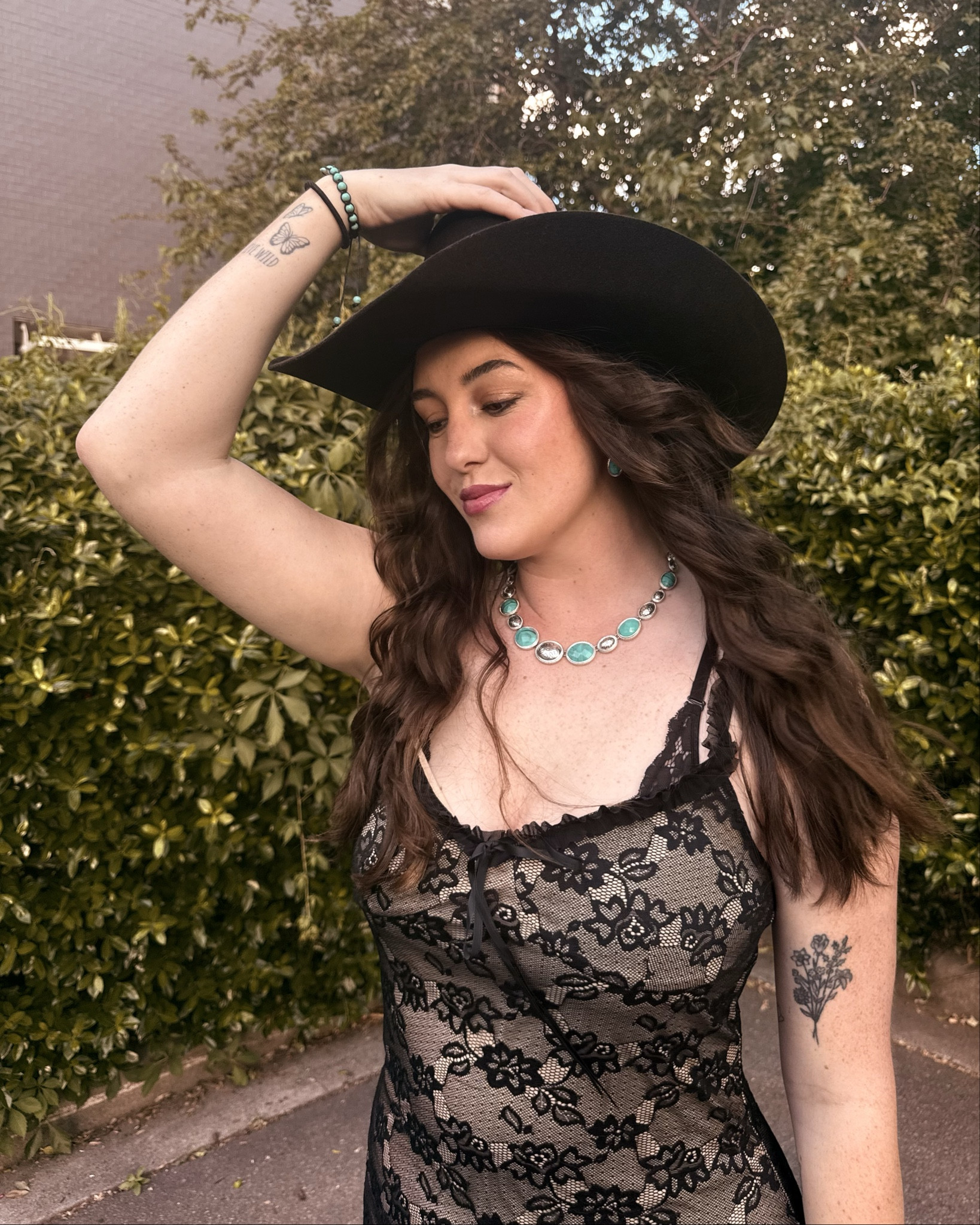 Ella Langley concert outfit! 🖤


#LTKBeauty #LTKMidsize #LTKSaleAlert