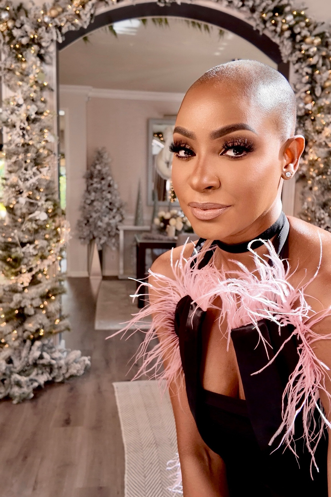 Such a festive top! Who doesn’t love a pink & black and/or feathers moment !!!

#LTKParties #LTKFindsUnder100 #LTKStyleTip