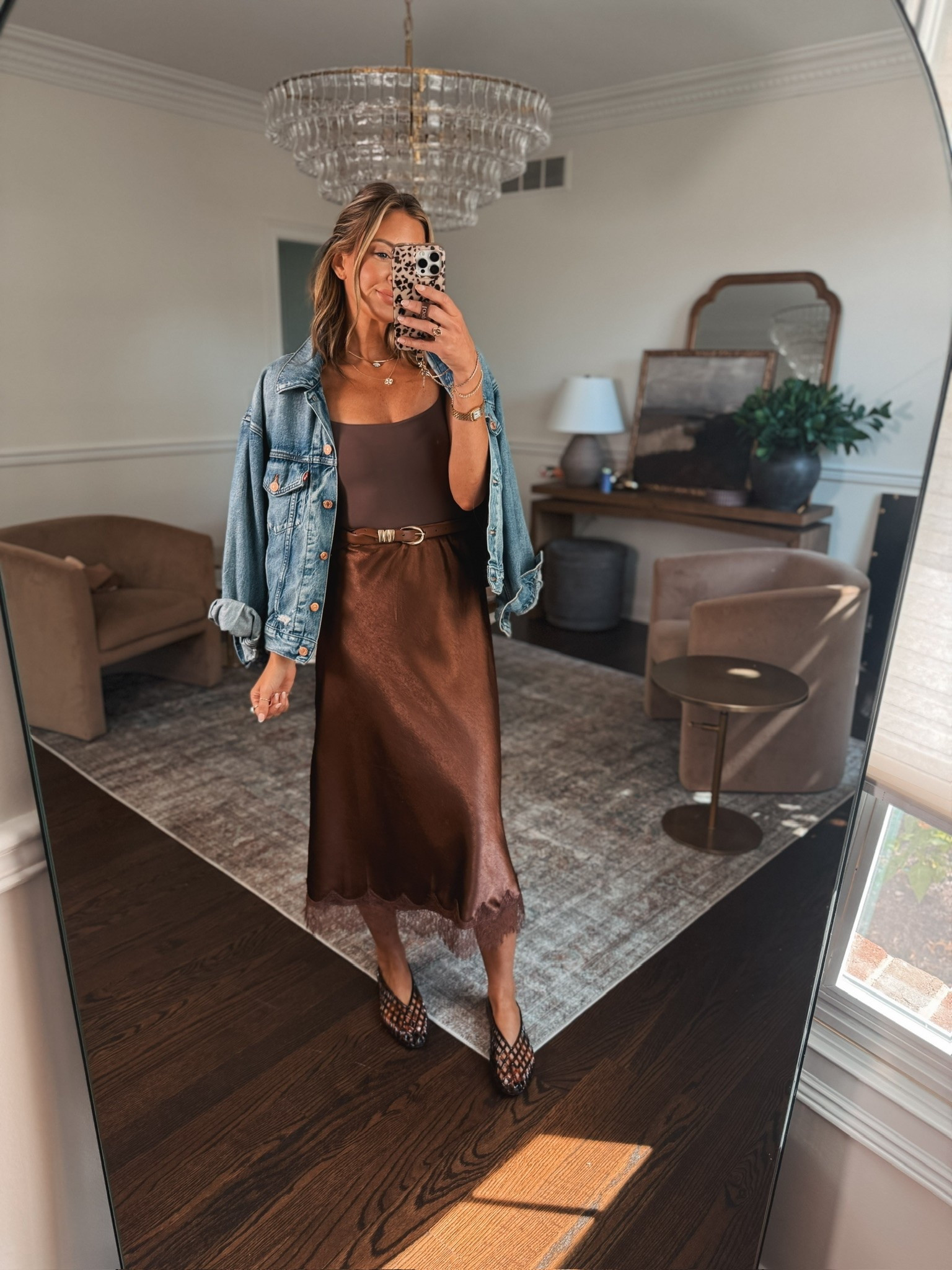 This satin midi skirt is so cute for fall!! 🍁🍂🤎

#LTKdayinmylife #LTKgrwm #LTKootd