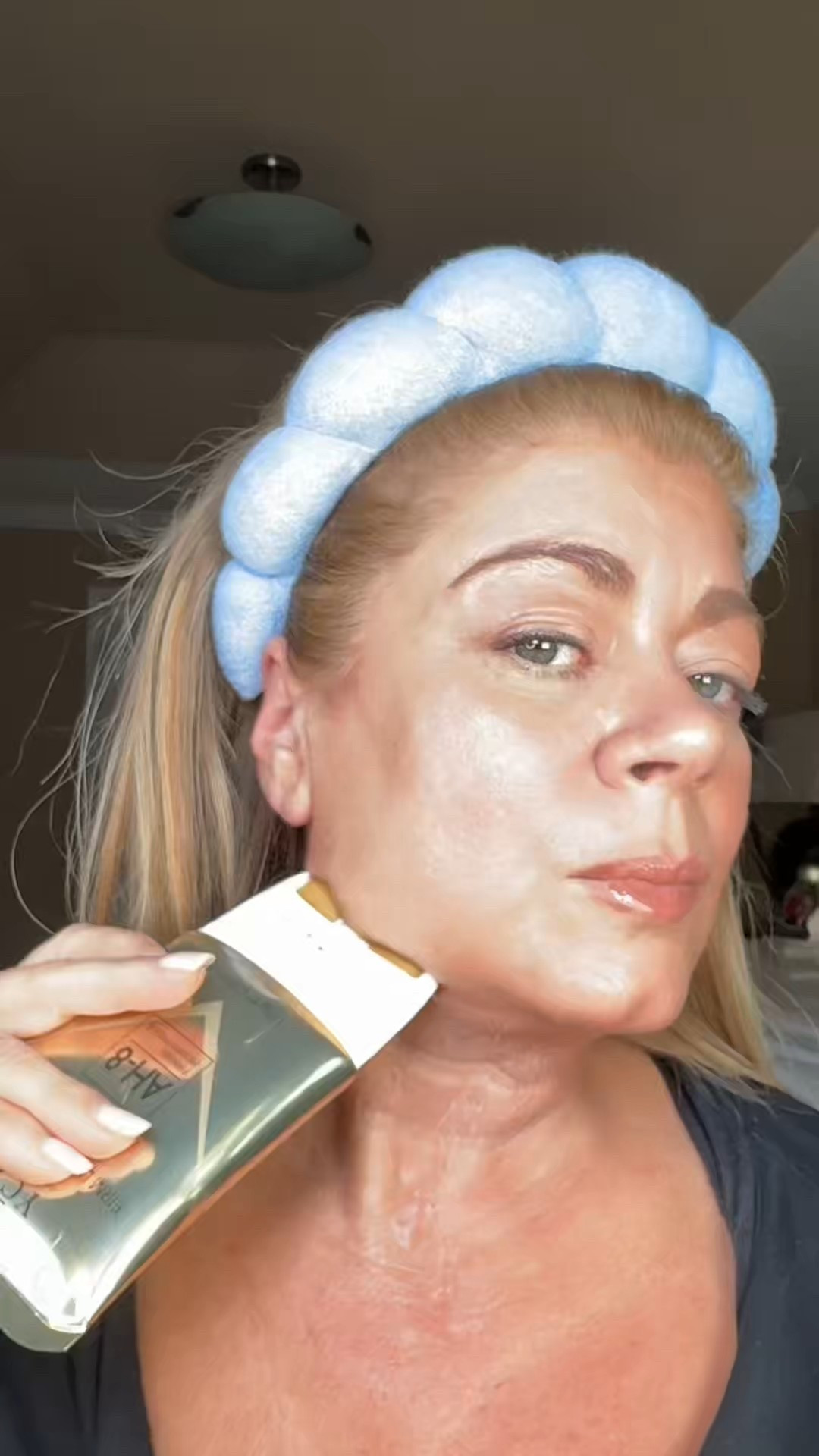 Say Goodbye
to Wrinkles: Discover YCZ the Magic of Neck Cream!
@YCZ-YU @YCZ Beauty
#ycz #yczneckcream
#neckcream #firmingneckcream #antiagingskincare #TikTokShop #Tiktokshopdeals
#tiktokshopspringsale #springtok

#LTKSaleAlert #LTKFindsUnder50 #LTKBeauty