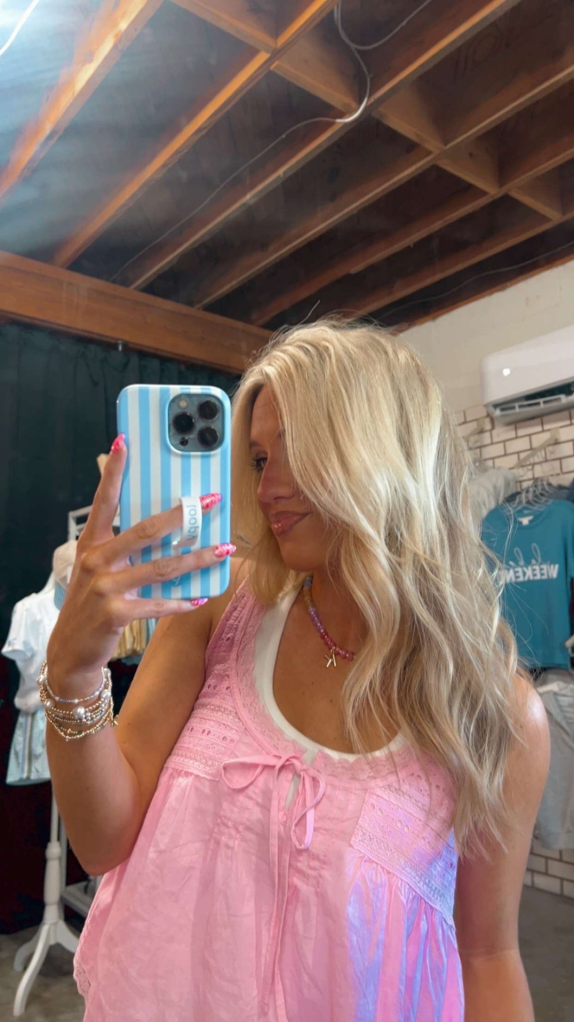 linking my necklace and fit 🩷