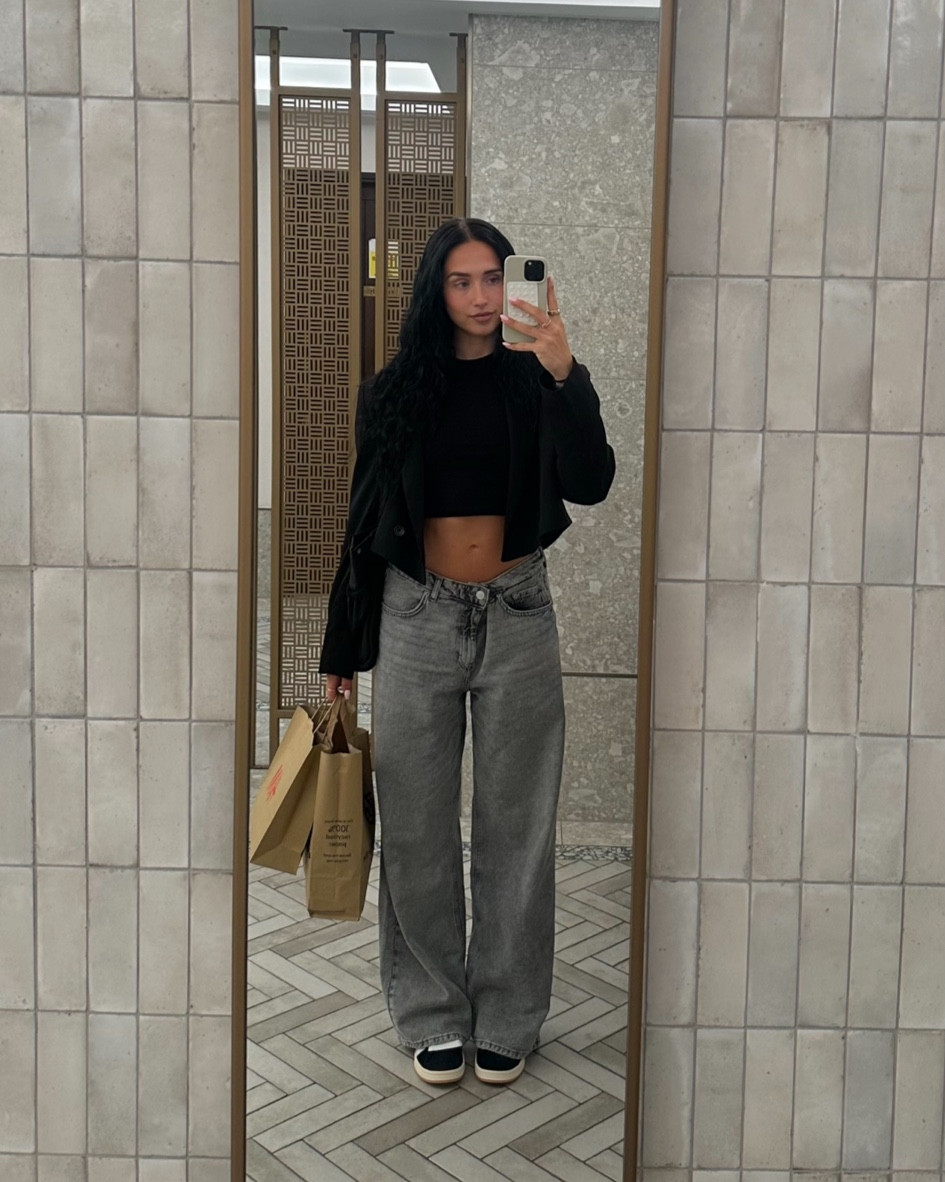 shopping fits 🛍️ blazer is PLT, jeans are pull & bear + tee is oner active baby icon tee in black link in IG bio to shop!! 

trainers are adidas campus’ 

#LTKuk