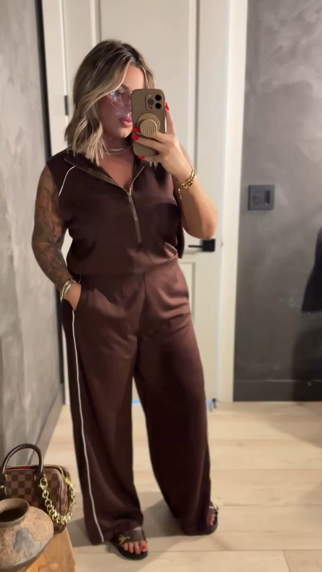 Size xl 
This amazon jumpsuit is definitely giving Spanx vibes ! 
Perfect for travel, running errands or lounge ￼#LTKspring

Follow my LTK @shaynaslife on the @shop.LTK app to view this post and get my exclusive app-only content!

#liketkit 
@shop.ltk
https://liketk.it/62RWO

#LTKTravel #LTKMidsize