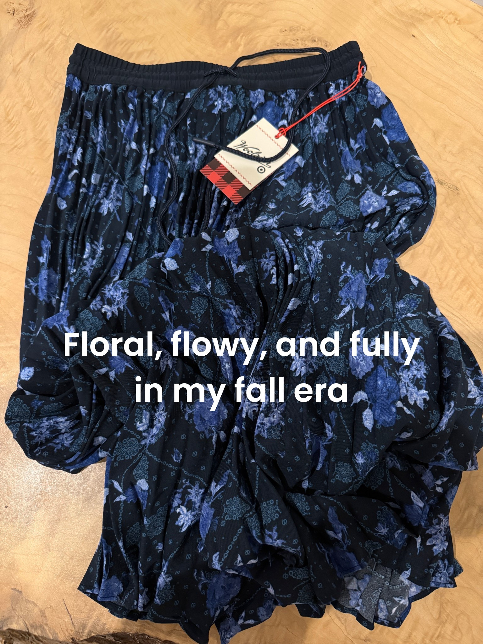 The fall floral moment we’ve all been waiting for 🌸🍁
This Wool Rich maxi skirt from Target is giving romantic cozy energy — soft wool texture, flowy silhouette, and that perfect print that somehow works with every sweater I own.

It’s the “I have errands, but I might also write poetry later” vibe I live for. ☕️📖

👉 Linked it because Target really said quiet luxury, but affordable.

#LTKSeasonal #LTKStyleTip #falloutfits #targetstyle #momstyle

#LTKStyleTip #LTKFindsUnder50 #LTKPetite