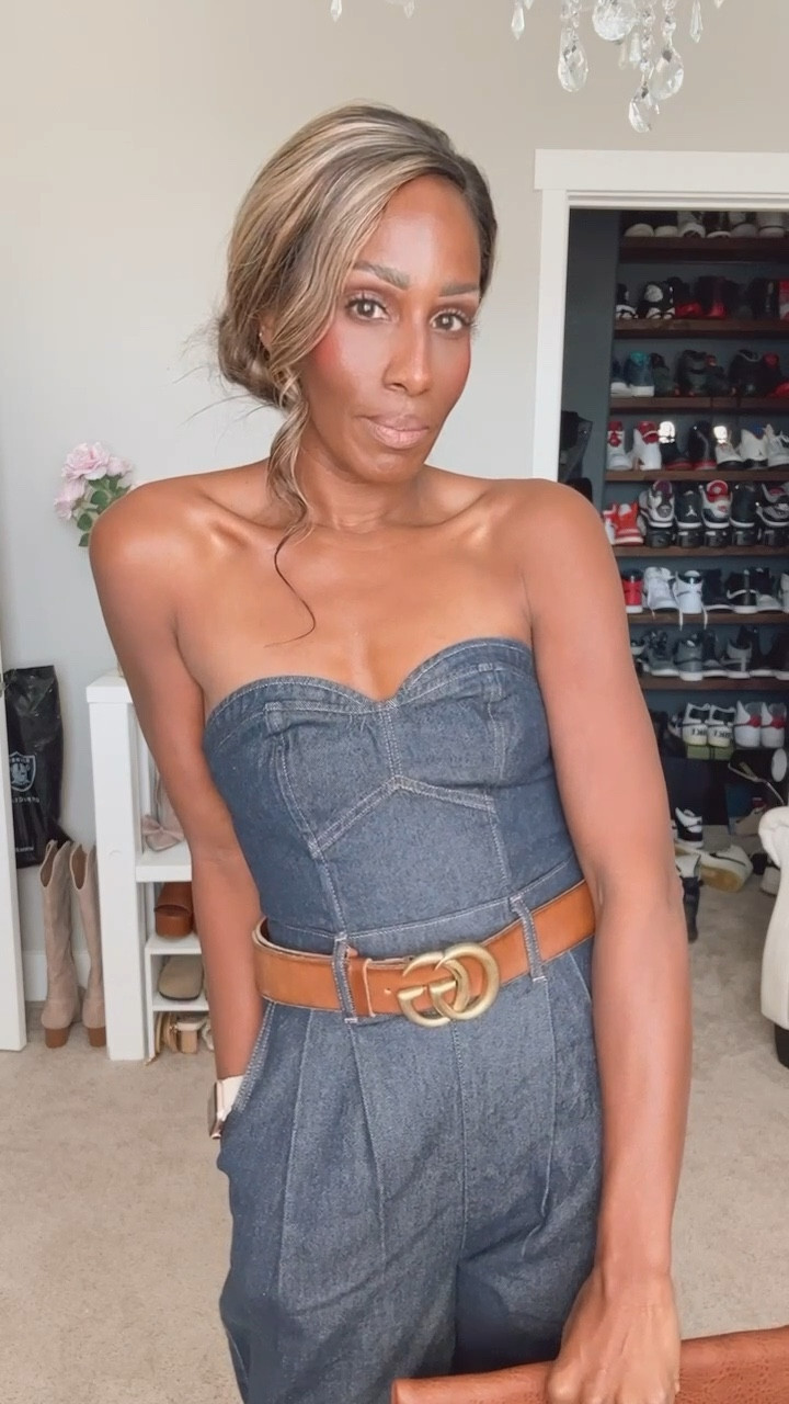 My jumpsuit is 40% off today it’s so cute and easy to dress up or down! 

I’m in a size 2 

#express #jumpsuit #denimjumpsuit

#LTKstyletip #LTKfindsunder100 #LTKsalealert