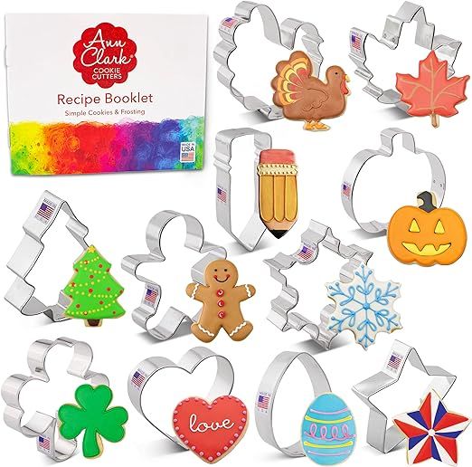 Cookie Cutters for Christmas and Every Season: 11-pc. Christmas, Easter, Halloween, St. Patrick's... | Amazon (US)