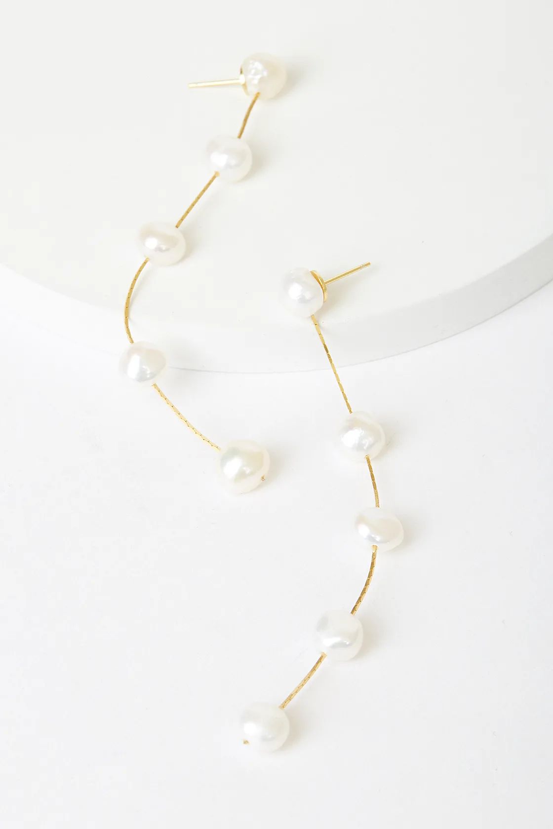 Camilla 14KT Gold Pearl Drop Earrings | Lulus (US)