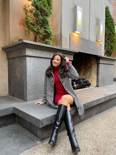 Cozied up by the fire in @abercrombie 🎄 #abercrombiepartner #abercrombiestyle 

Wearing size small in the coat, XS in the dress! 

#LTKSeasonal #LTKCyberweek #LTKHoliday