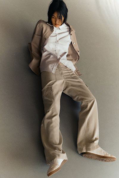 Cargo Pants - High waist - Long - Beige - Ladies | H&M US | H&M (US + CA)
