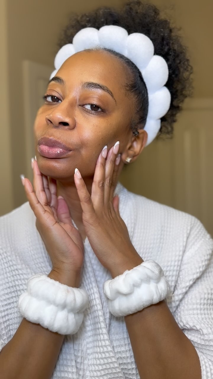 Prioritizing self-care isn’t a luxury—it’s a necessity. A simple nighttime routine is my way of showing up for myself daily. 

How do you unwind at the end of the day? 

Skincare Routine Products:
Cleansing Balm @oakessentials 
Nourishing Cleansing Milk @oakessentials 
Micro Essence Treatment Lotion Toner @esteelauder 
Advanced Night Repair Serum @esteelauder 
Advanced Night Repair Moisturizer @esteelauder 
All About Eyes Serum @clinique 
Replenish Lip Balm @esteelauder 

xoxo, Mystiqua Trinette 

#styleover40 #fashionover40 #beautyover40 #selfcare #selfcareisntselfish #selfcareisnotselfish