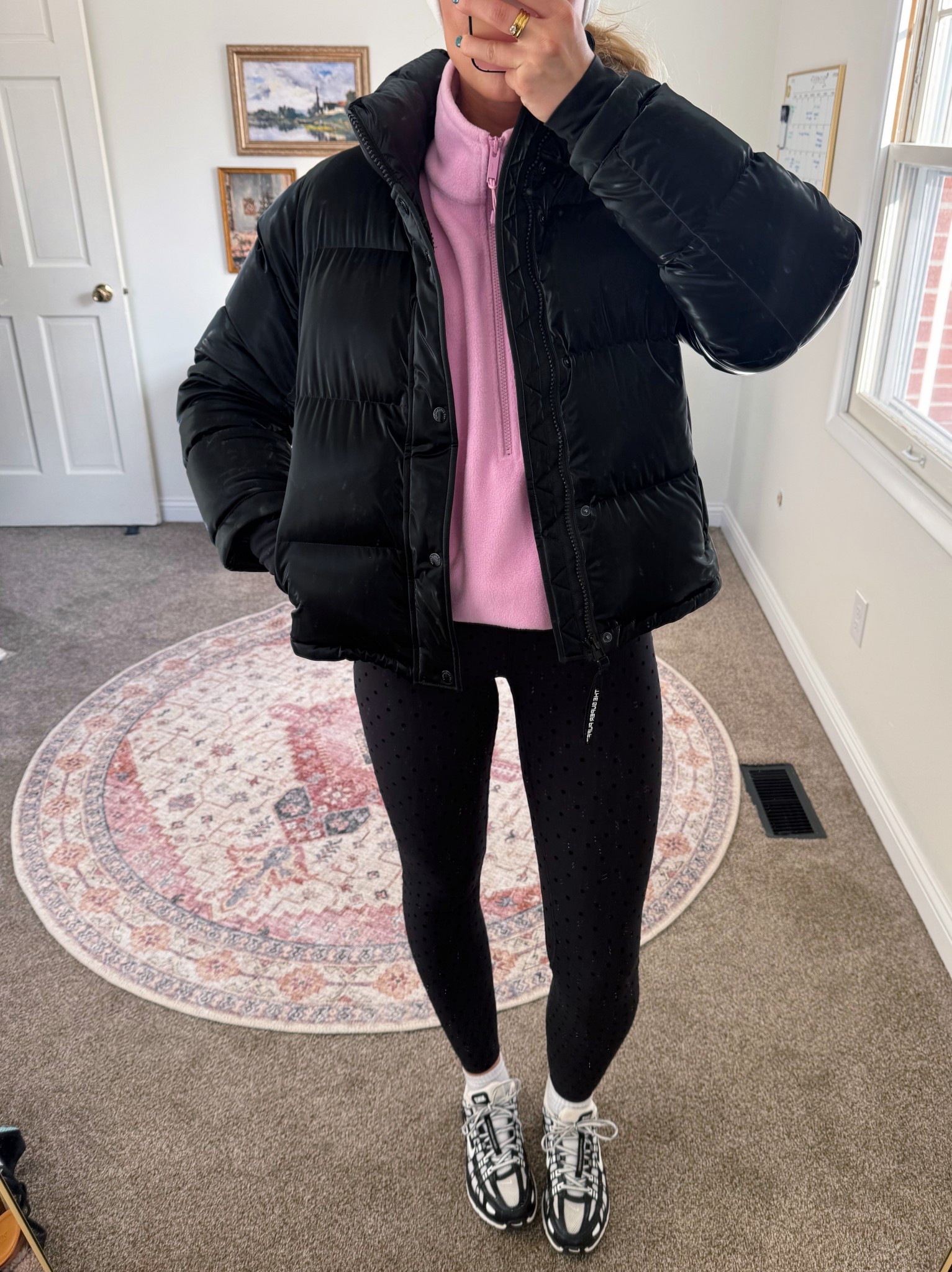 Added a puffer for my outdoor walk 🖤🩷 wearing a Large in the fleece & medium in the coat!

#LTKActive #LTKootd