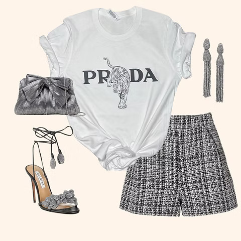 Fearless T-shirt (Vintage Feel) | Sassy Queen