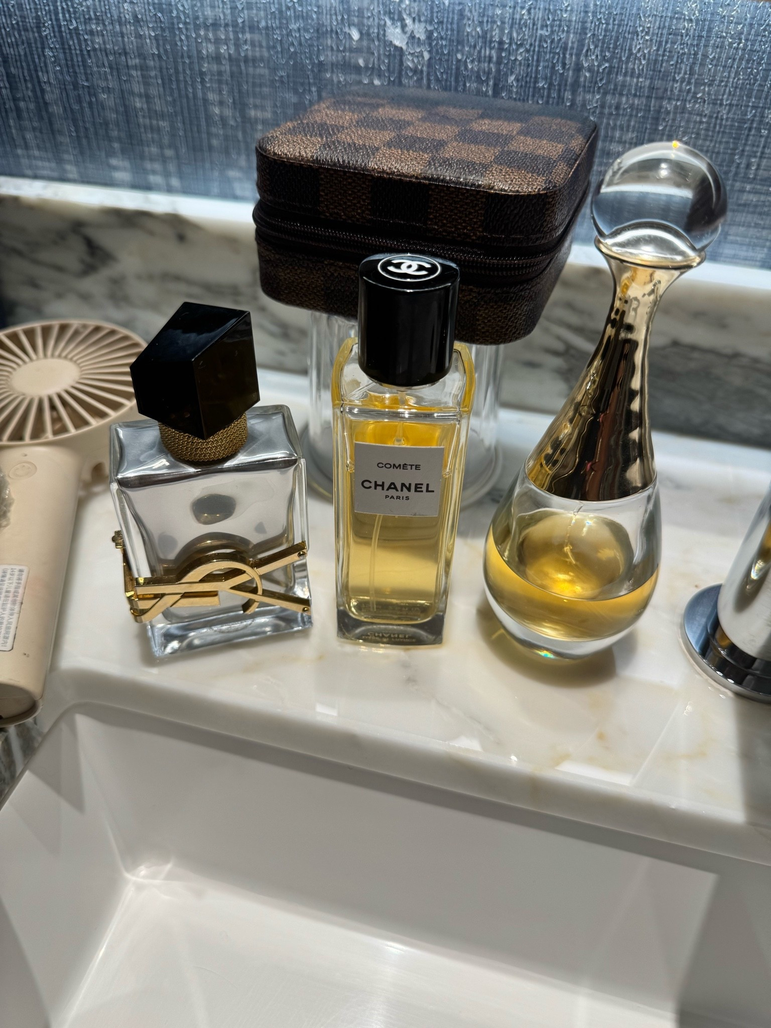 Soft, powdery, and wrapped in luxury ✨
Vacation scents just hit different when every note feels like a soft reminder to slow down, glow up, and enjoy the lifestyle you’ve built. From YSL to Chanel, the vibe is feminine, elevated, and effortlessly chic 🤍🌴

#BuildYourLifestyle #VacationScents #ChanelBeauty #YSLBeauty #SoftGirlLuxury