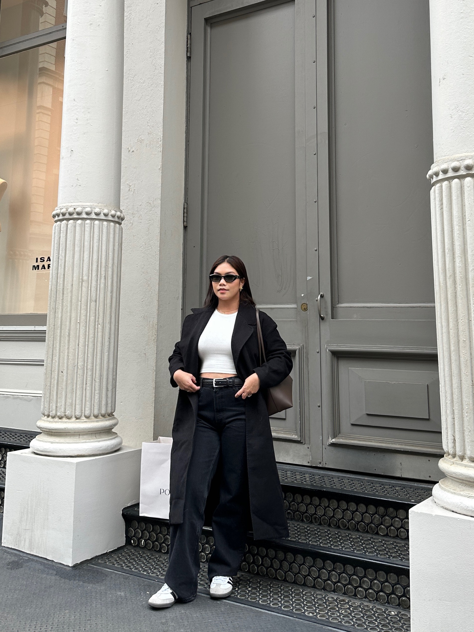 roaming around new york 🖤✨🫶🏼

#LTKSeasonal #LTKfindsunder100 #LTKstyletip