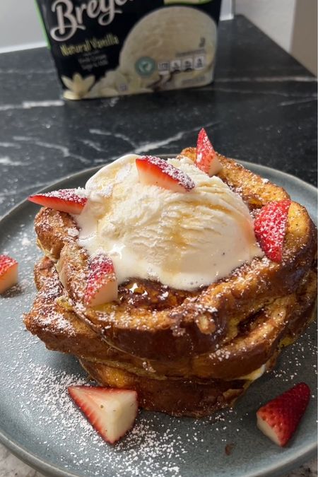 #ad French toast with ice cream made with Nature’s Own bread and Breyer’s Original Ice cream. So perfect for Mother’s Day!! #Ad #Mothersdaybrunch #brunch #Frenchtoast #Target #TargetPartner
@breyers @naturesownbread @Target”