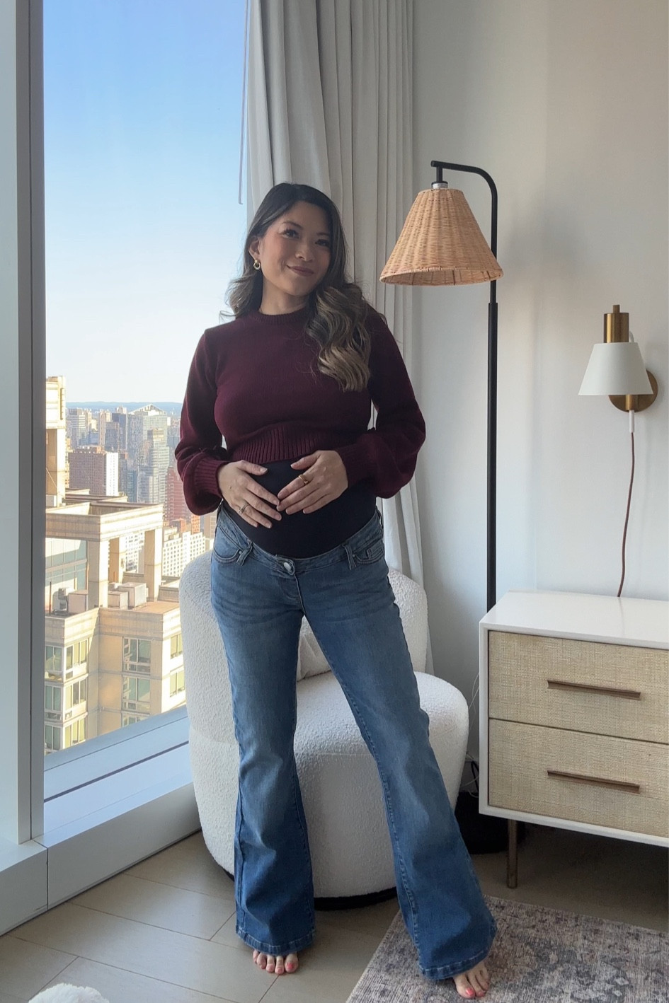 Bootcut maternity jeans 

#LTKBump