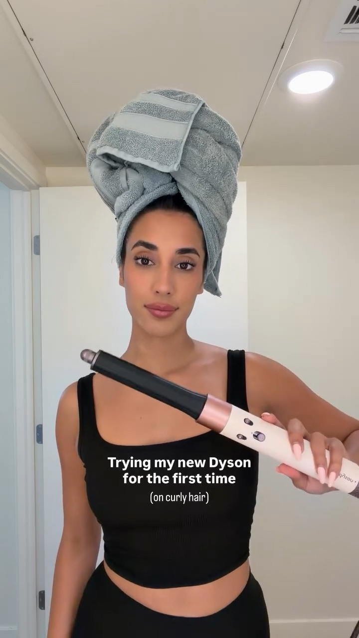 People make this look so easy😩 learning how to use my new Dyson Airwrap on my curly hair

#dysonairwrap #blowout #dysonhair

#LTKmorningroutine #LTKgrwm #LTKBeauty