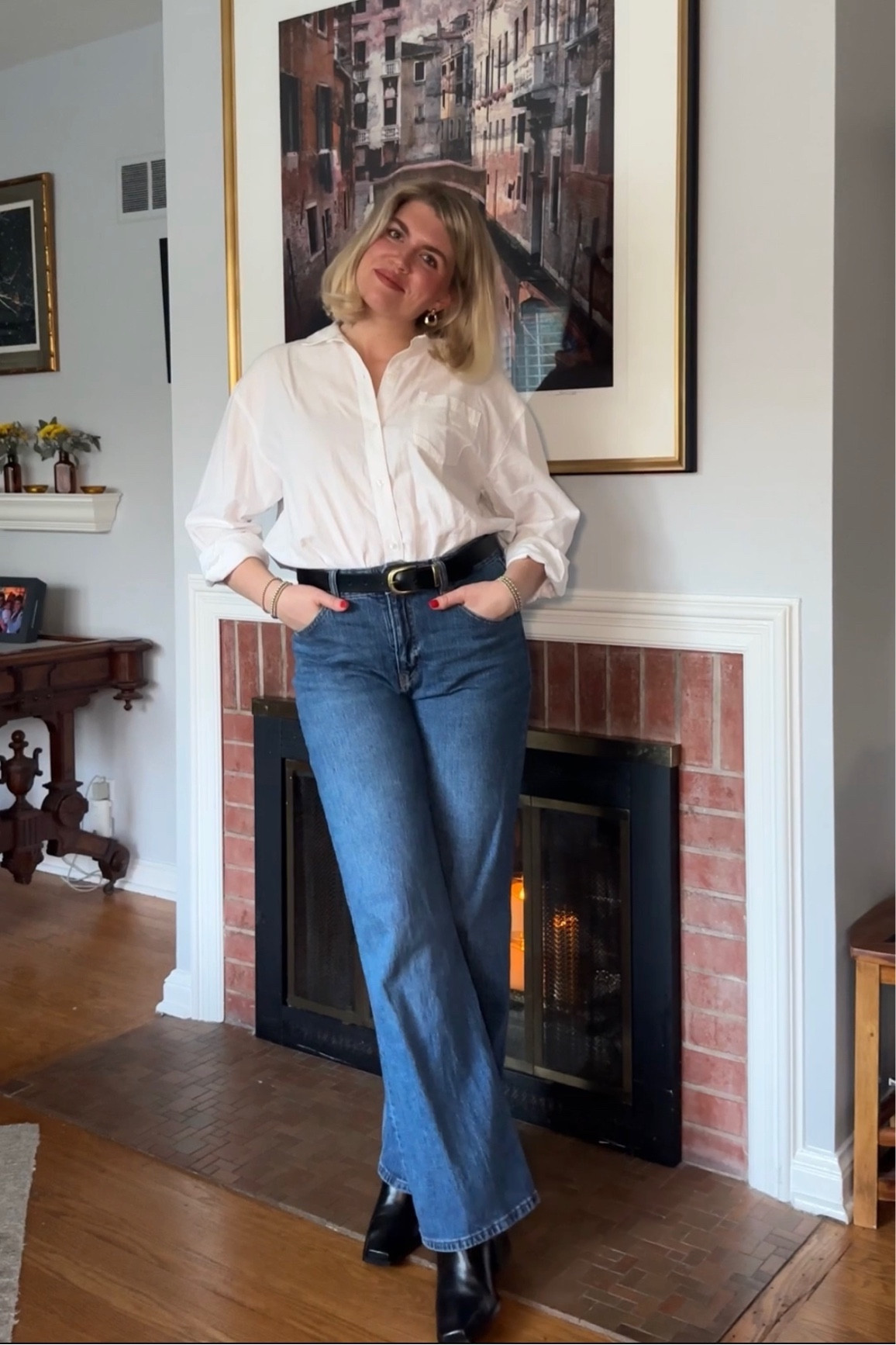 Cute casual outfit that never does me wrong! I love this chic, effortless outfit. I feel SO put together and completely myself when I wear this combo. 

Mom style 
Wide leg jeans 
Button down top 
Old navy 
H&M
DSW

#LTKCyberWeek #LTKHoliday #LTKGiftGuide