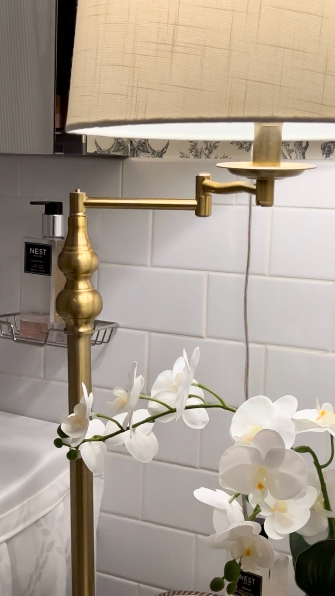 Floor lamp in the bathroom…cheeky! ✨ 

#LTKHome