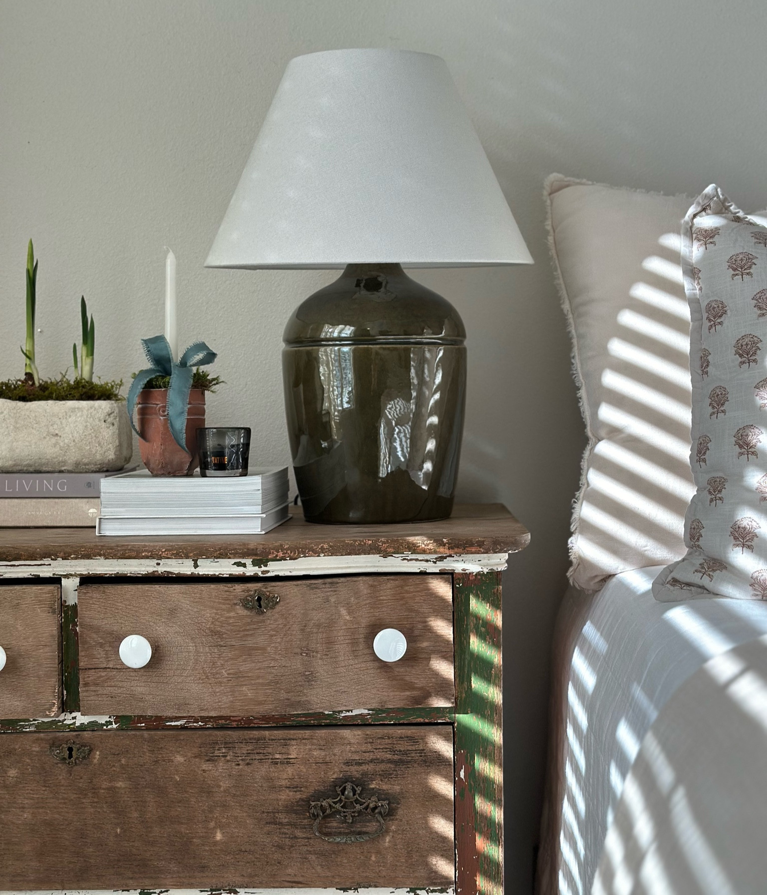 Bedroom Lamp by Studio McGee

#LTKhome #LTKover40 #LTKSeasonal