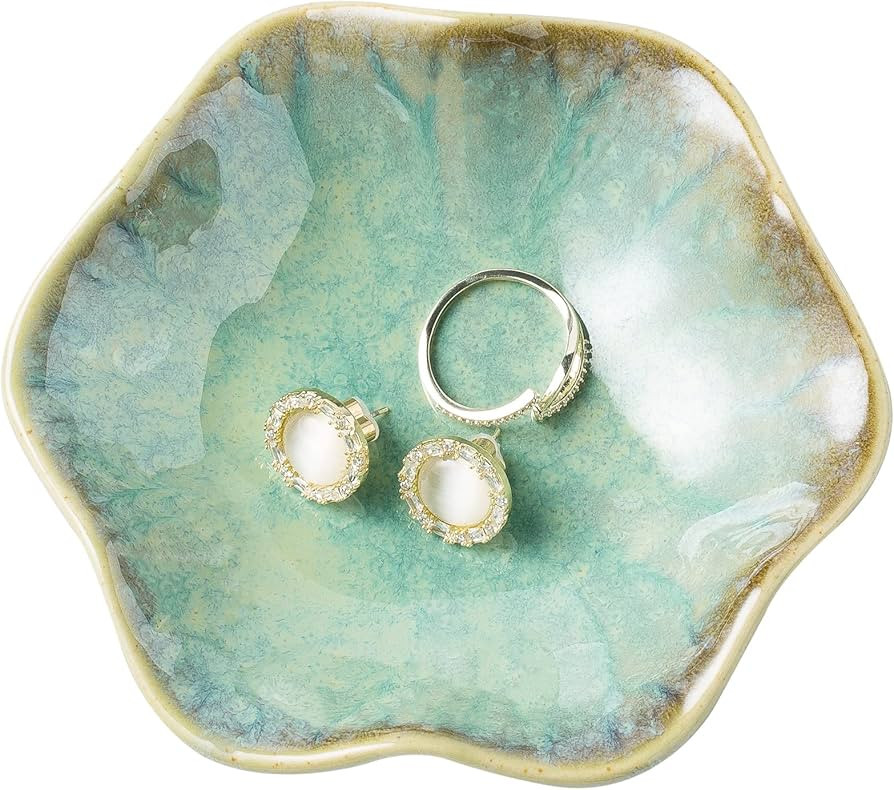 Emerald Green | Amazon (US)