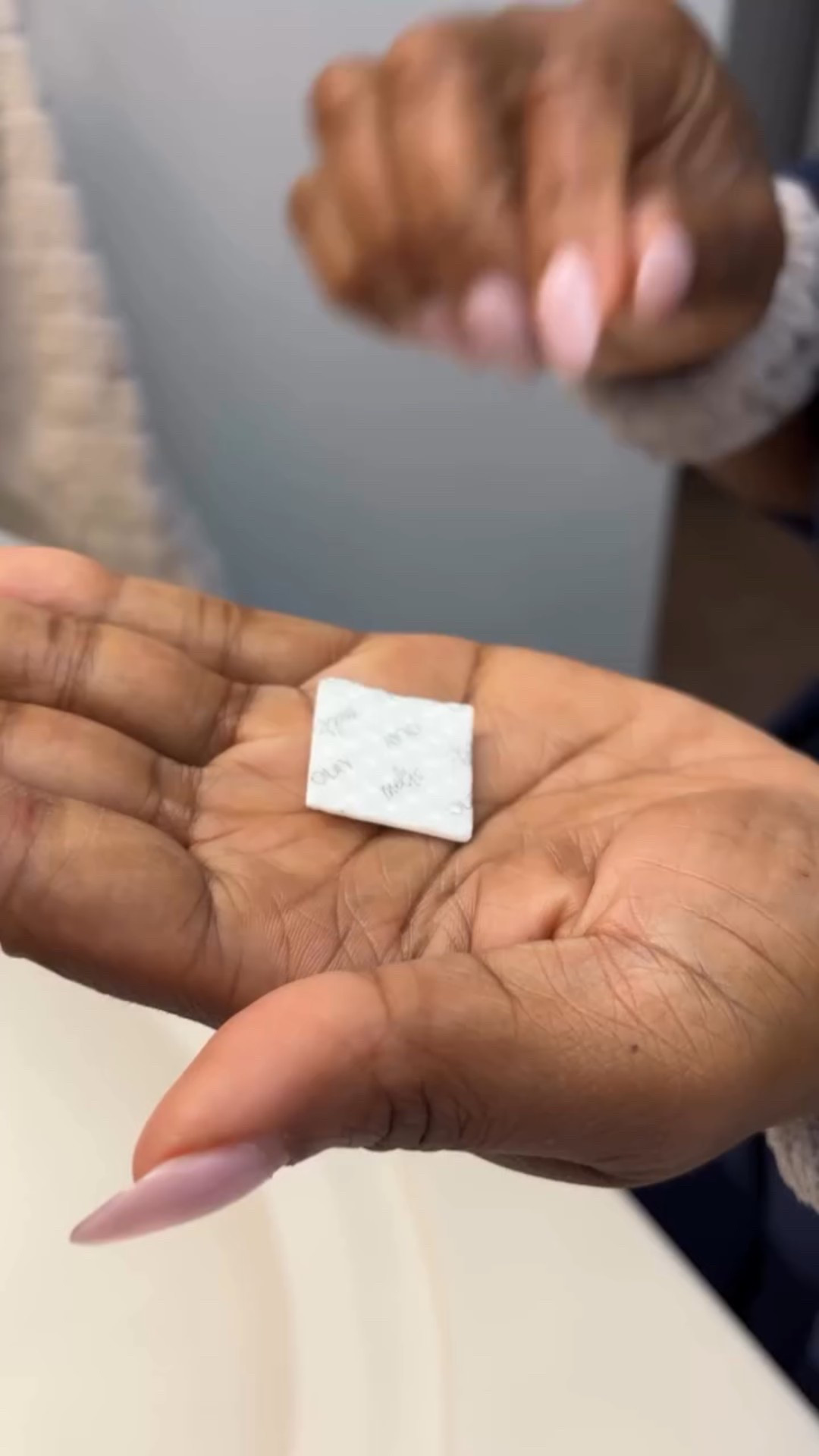 Taking care of my skin has been a process and as I’ve gotten older, it’s been refined to a simple yet intentional routine. 

Let’s be honest the busy women I know doesn’t have that kind of time or resources for anything more. I tend to mix high end and affordable products while caring for my skin. 

Morning routine steps & products. Today it’s all affordable! 

1. Cleanse @olay melts pads w/vitamin C perfect for all skin types avg cost 💲 9.98
2. Tone @theordinary Milky toner, adds moisture back into the skin and protects skin barrier avg cost 💲 14
3. Serum @elfcosmetics Vitamin C & E for brightening and glow avg cost 💲 17
4. Moisturize & SPF @ponds @blackgirlsunscreen 
avg cost 💲 5.99 & 💲15.99 (sunscreen) 

Don’t be afraid to experiment with different products to find the perfect combo. Look for products that work for your skin type
 

over 40 skincare, mature skin, life over 40, affordable skincare, skincare routine, vitamin C, melanin rich skin, morning routine, glass skin

#LTKOver40 #LTKselfcare #LTKmorningroutine