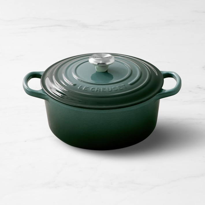 Le Creuset Signature Enameled Cast Iron Round Oven | Williams-Sonoma