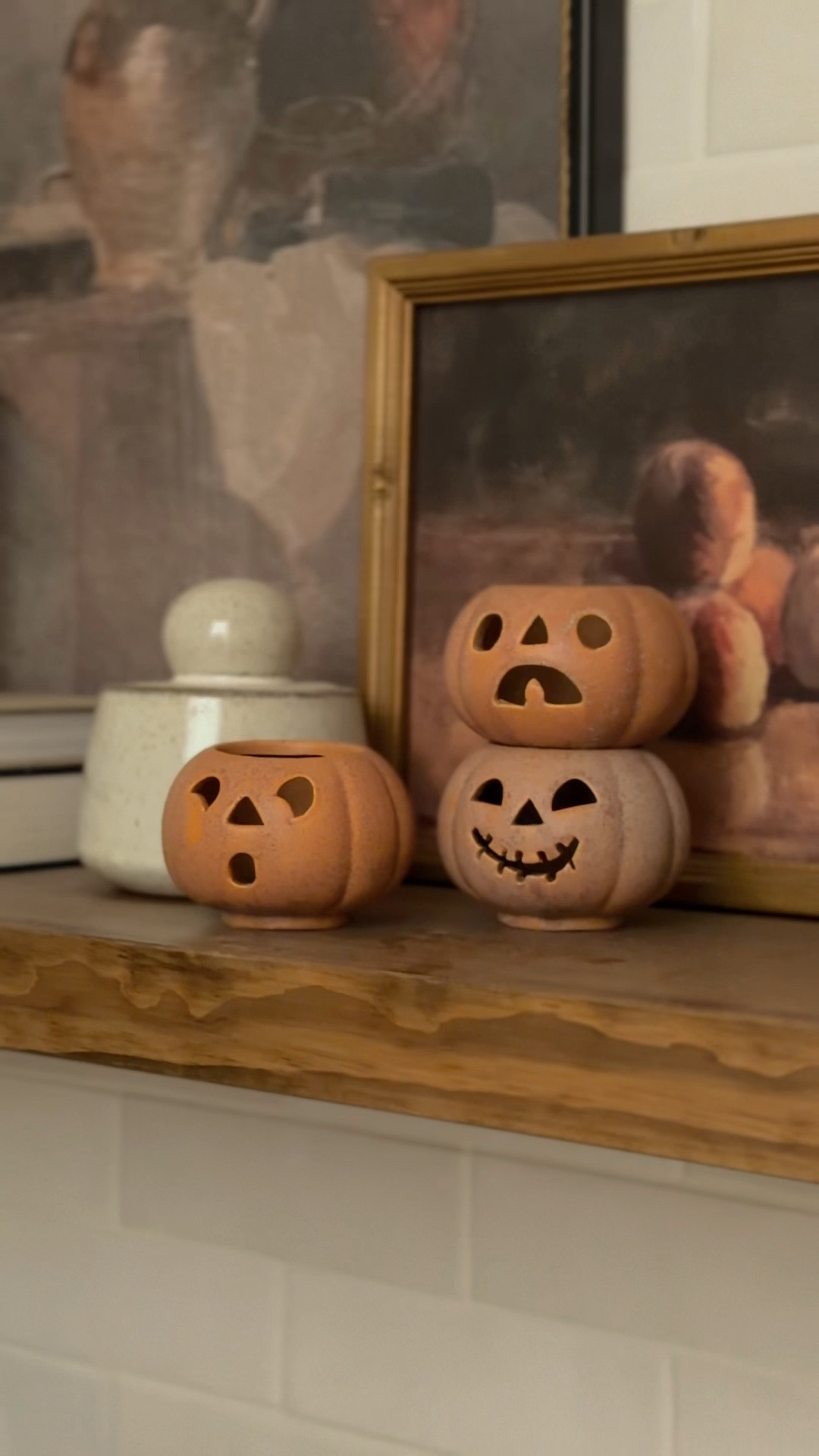 Fall finds I couldn’t leave behind 🍂🎃 MJ Home is so good right now!

Halloween finds, fall decor, home decor, Halloween, pumpkin, shelf styling, fireplace, kitchen

#LTKSeasonal #LTKHome #LTKSaleAlert