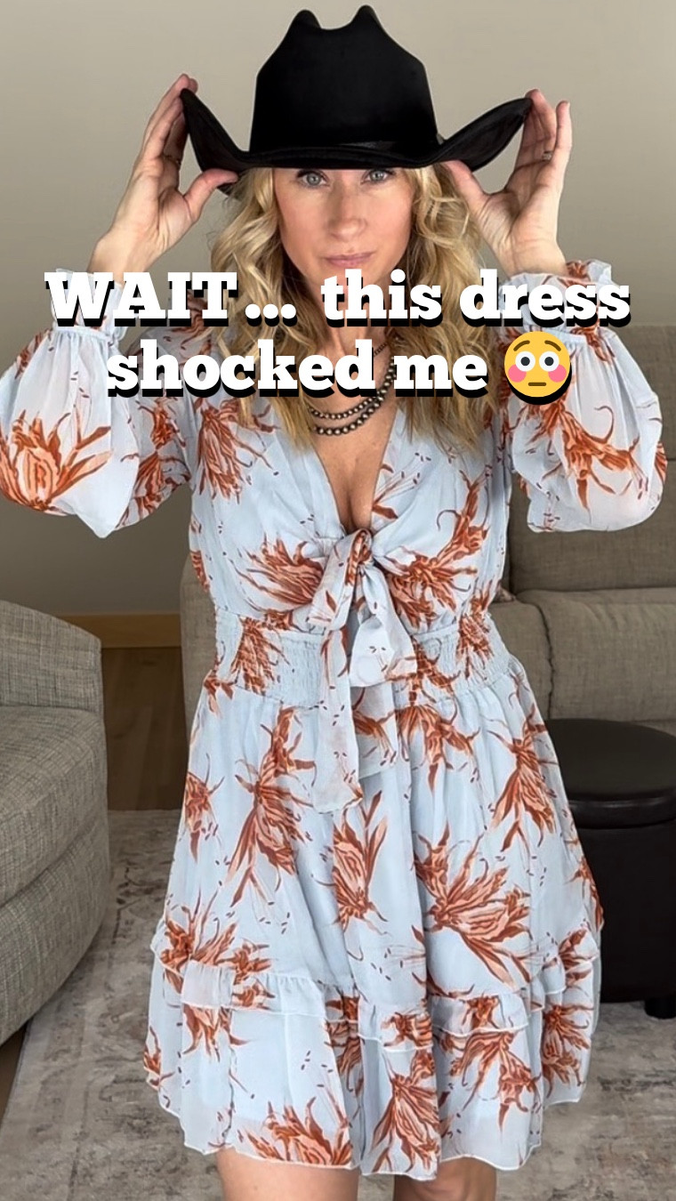 Did not expect to love this one… but WOW 🤯
The fit, the flow, the neckline—everything just works.

✔️ flattering waist
✔️ lightweight + easy to wear
✔️ looks way more expensive than it is

If you’ve been on the fence about this one… consider this your sign. 👀
Linked here ⬇️

#LTKFestival #LTKgrwm #LTKOver40