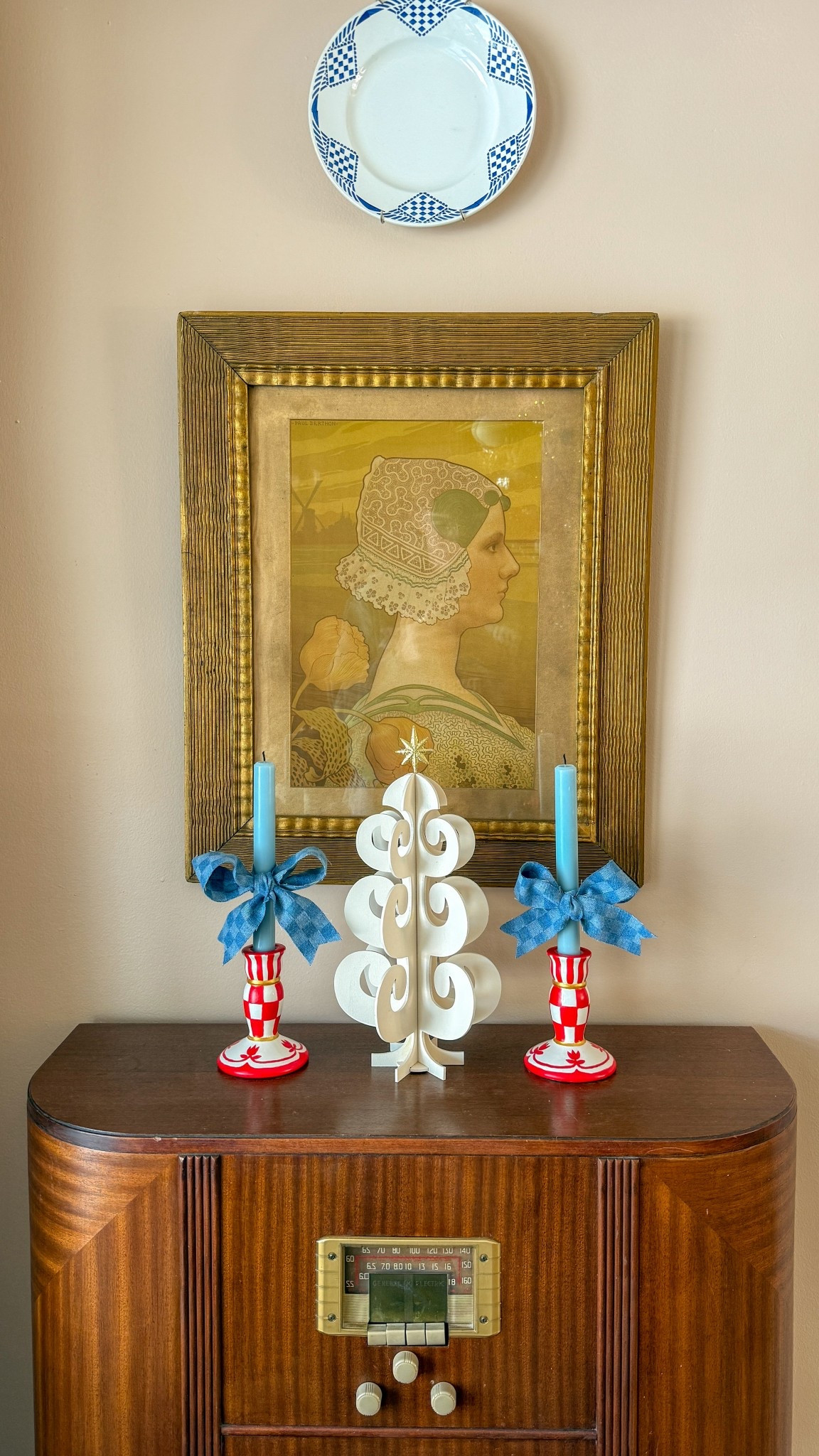 Here’s the paint I used for this holiday DIY project (or similar)! Candle sticks came from Hobby Lobby ($5 or so a piece) and so did the fabric for the bows and the candles too!

#LTKHoliday #LTKHome