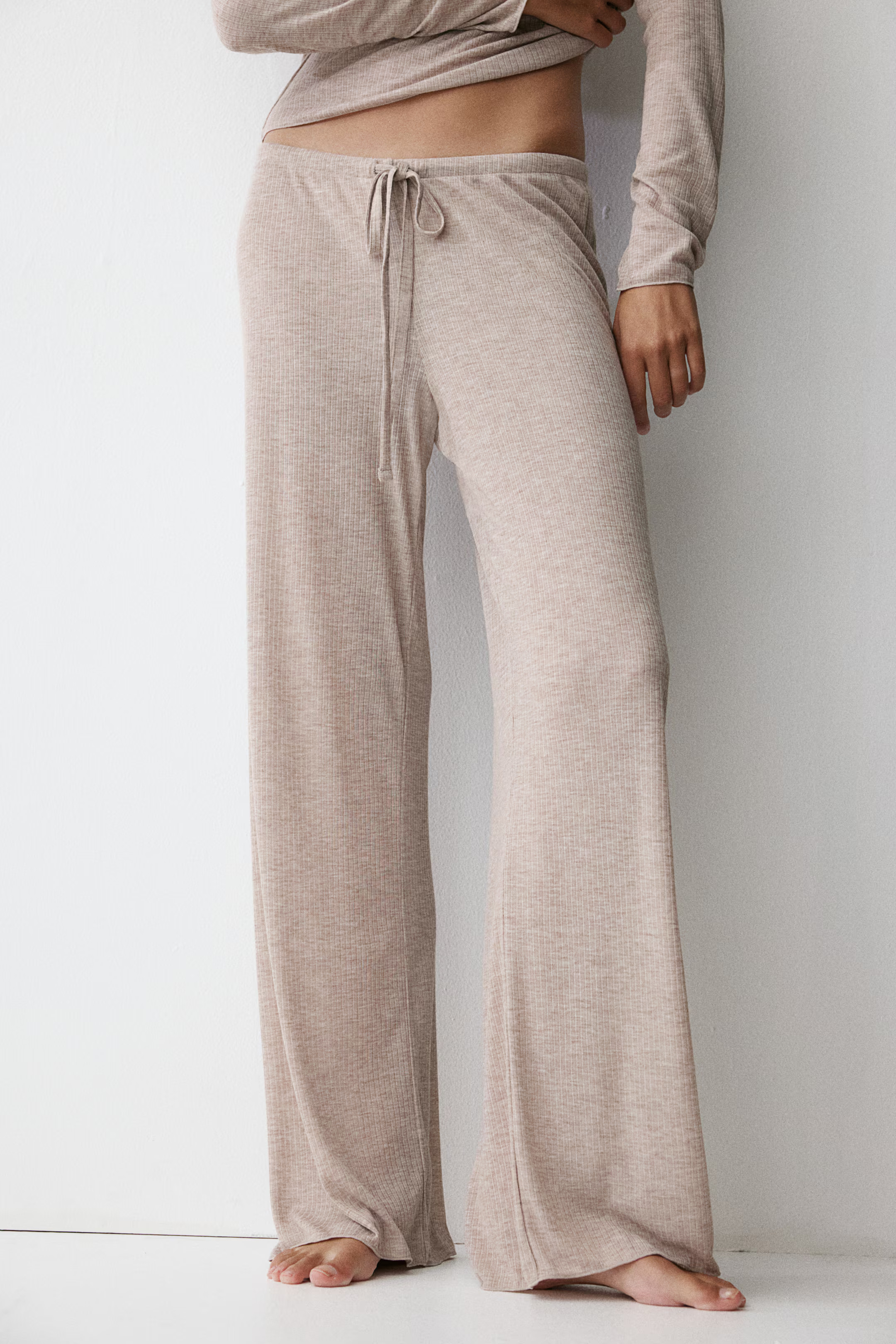 Ribbed pyjamas | H&M (UK, MY, IN, SG, PH, TW, HK)