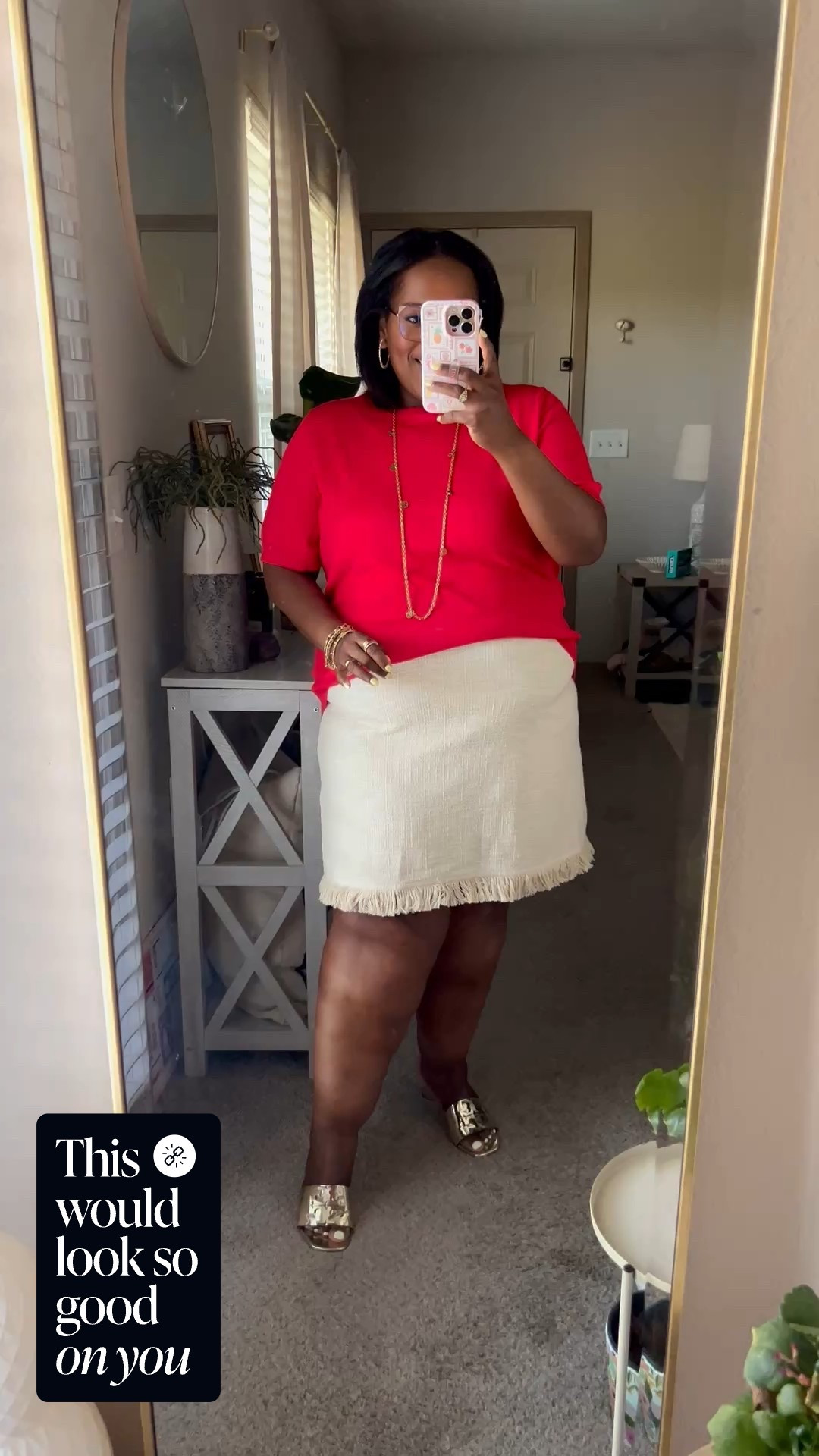 You’re going to love this outfit from H&M! It’s perfect for the office or for play! The fringe skirt is only $25! Like whatttt!!! Perfect Summer outfit! 

#LTKMidsize #LTKWorkwear #LTKSaleAlert