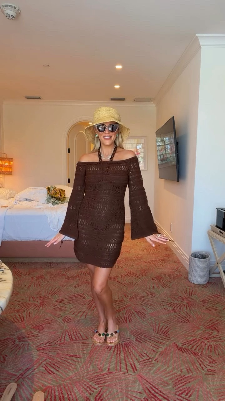 Devon Windsor Swim
Swimsuit & Coverup
Beach Day Outfit

#LTKootd #LTKSwim #LTKTravel