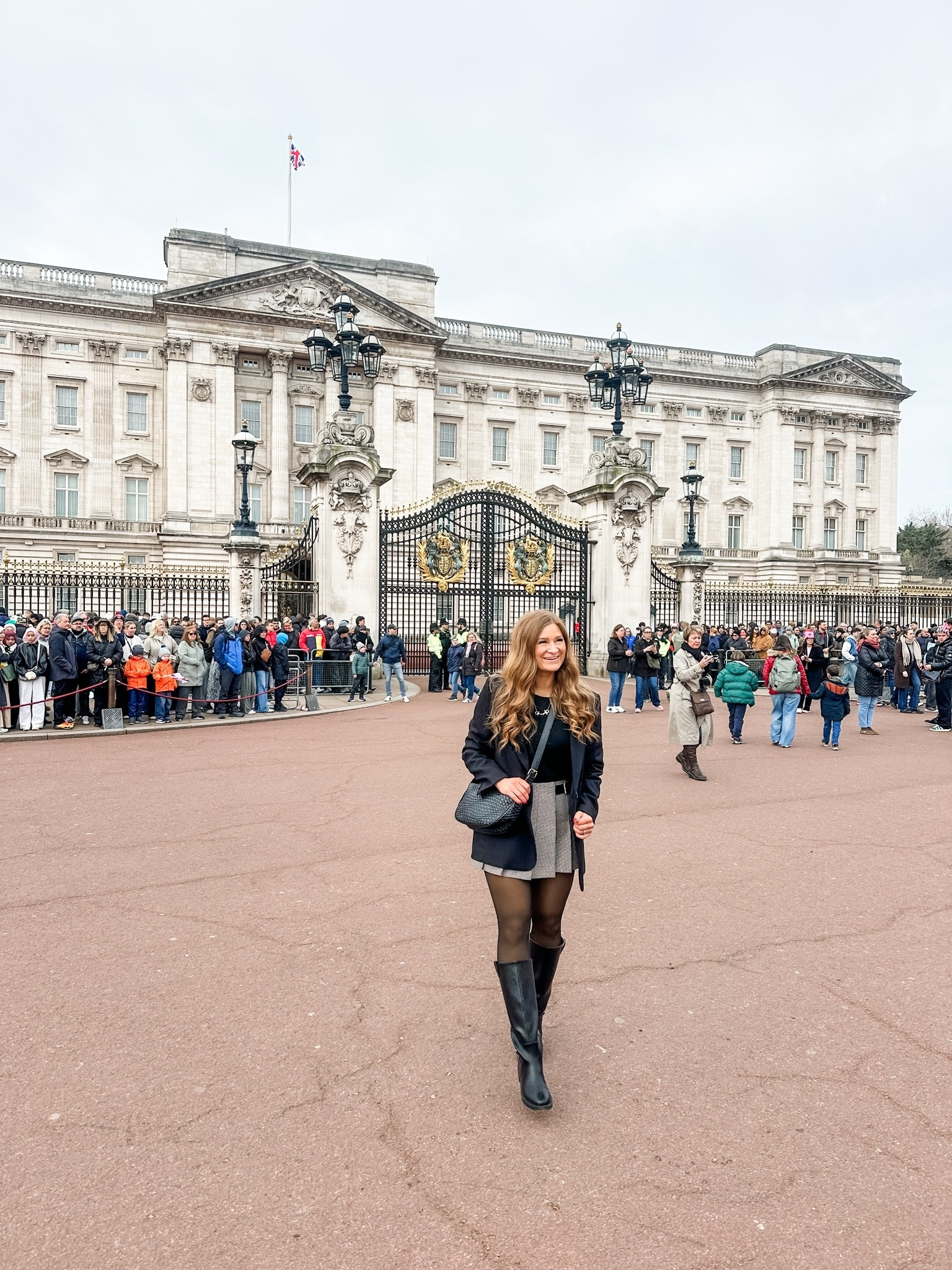 England vacation outfit // what to pack for the uk // what to wear in London // skort outfit //

#LTKTravel #LTKootd