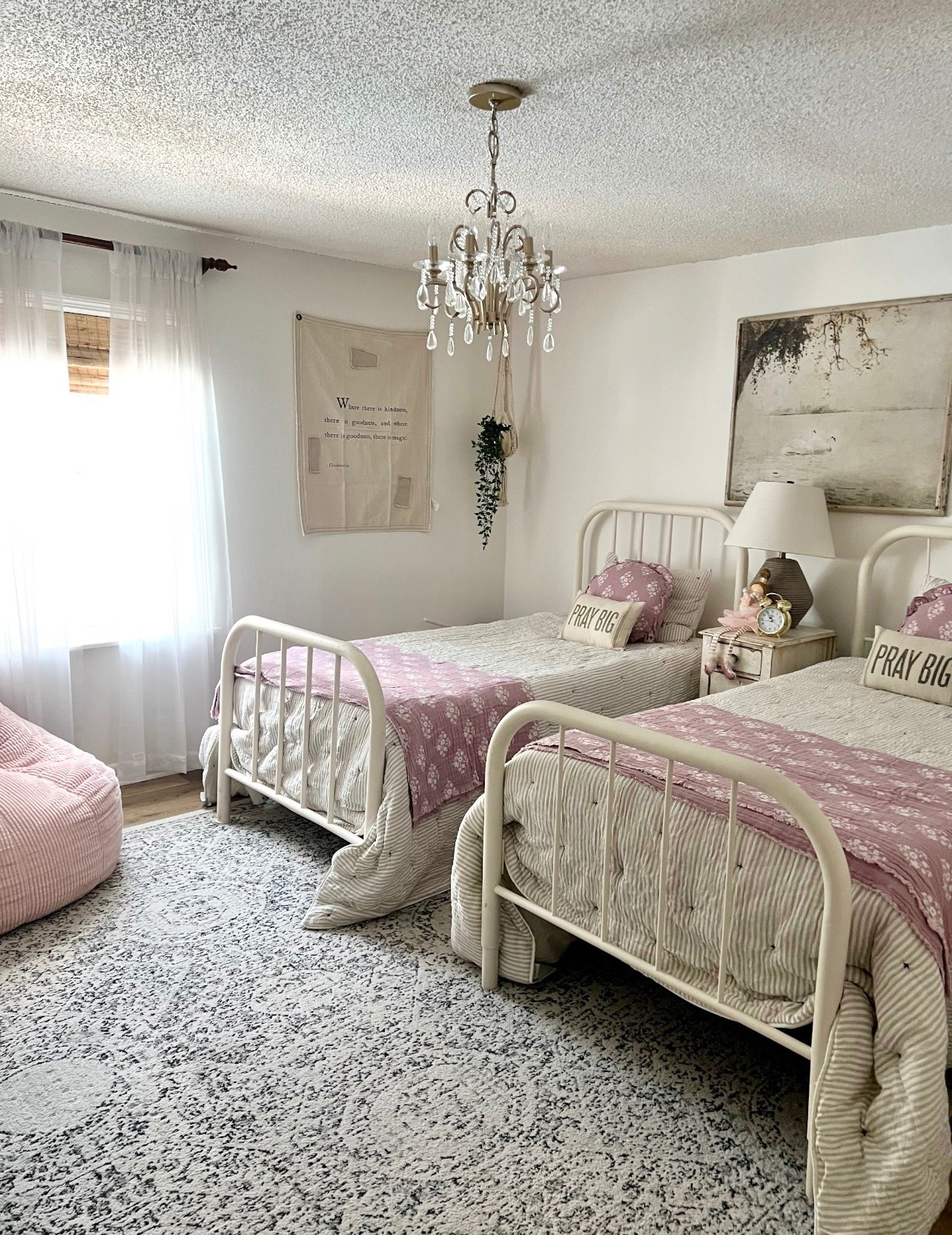 Swan Art
Antique Farmhouse 

#LTKKids #LTKHome